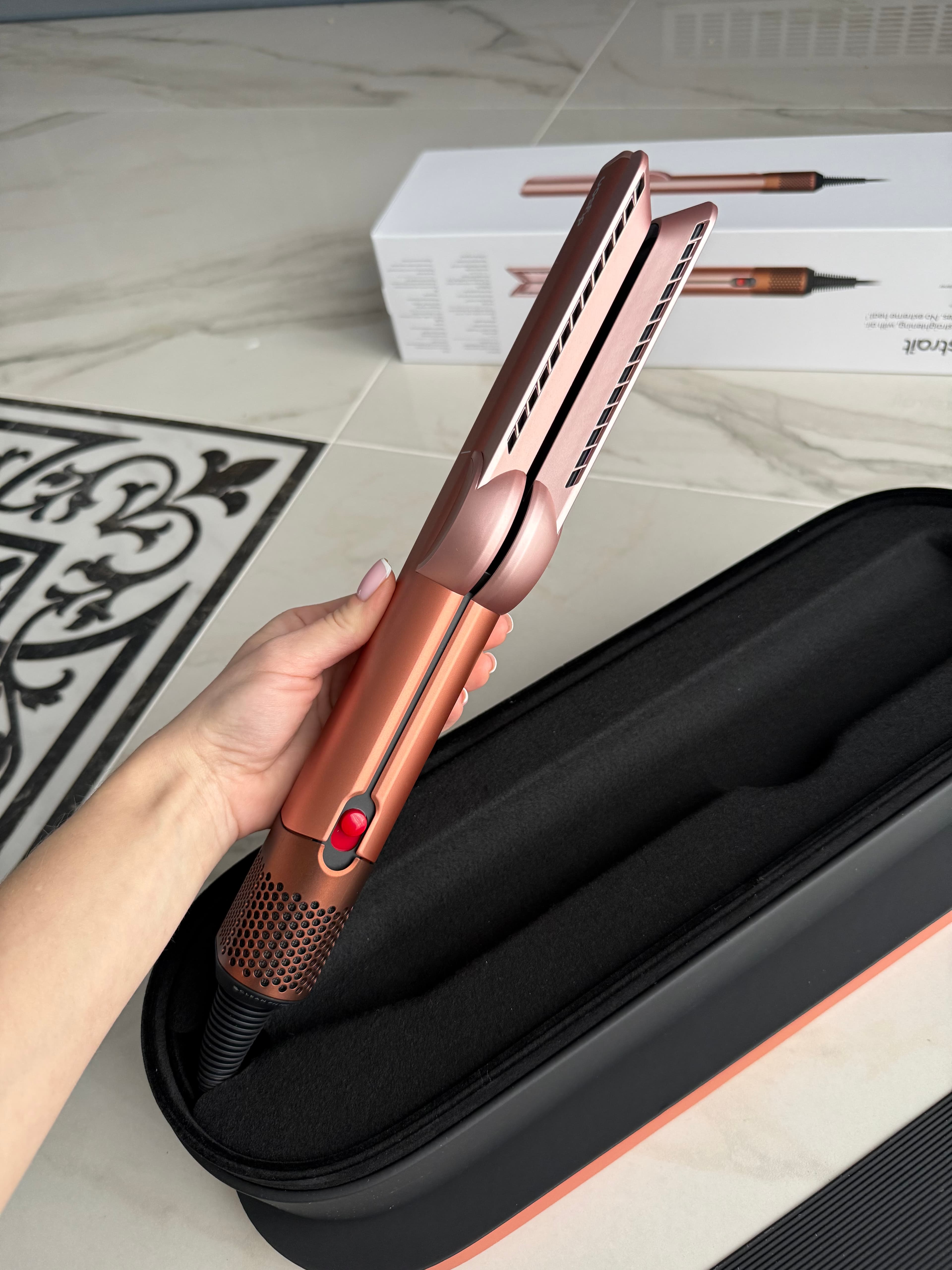 Dyson Airstrait HT01 Amber Silk 5